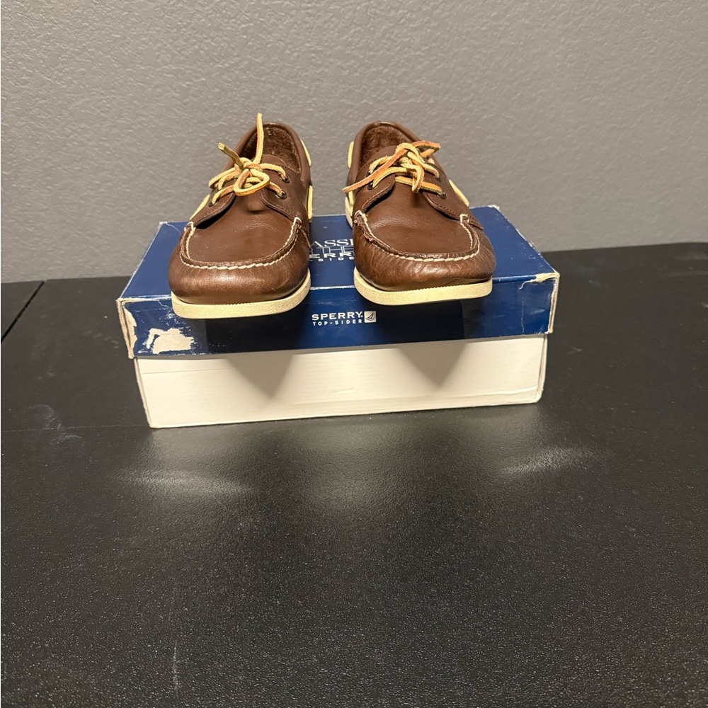 Sperry Authentic Original Brown 2-Eye Boat Shoes Size 11.5
